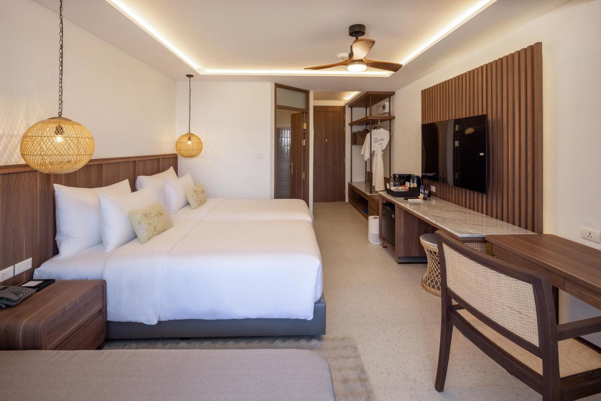 Away Chiang Mai Thapae Resort A Vegan Retreat Esterno foto